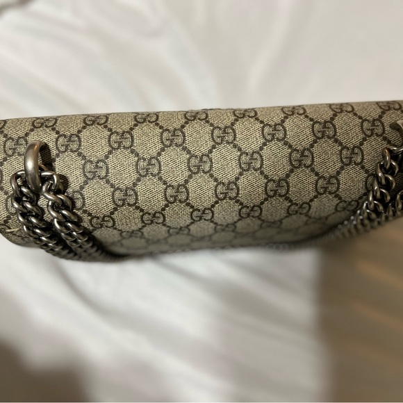 This is authentic Gucci GG Supreme Monogram small Dionysus shoulder bag. - Picture 5 of 12